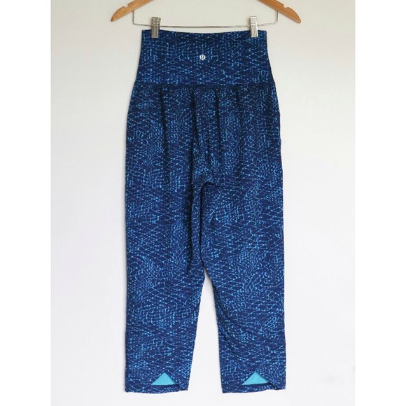 Blue Pattern Lululemon Lightweight High Rise Pants - Picture 2 of 7